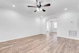 12445 Parkey Ln, Houston, TX 77015 - Photo 11