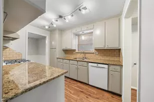 2415 Shadbury Ct, Houston, TX 77339 - Photo 3