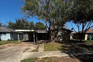 5855 Beldart St, Houston, TX 77033 - Photo 1