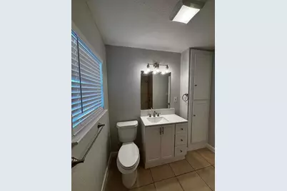 5855 Beldart Street, Houston, TX 77033 - Photo 7
