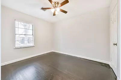 5855 Beldart Street, Houston, TX 77033 - Photo 23