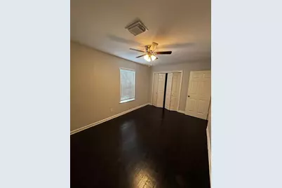 5855 Beldart Street, Houston, TX 77033 - Photo 11