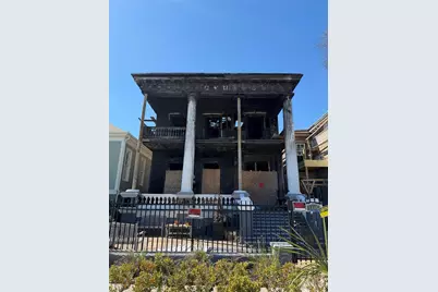 1405 24th Street, Galveston, TX 77550 - Photo 1