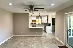5470 Carew St, Houston, TX 77096 - Photo 11