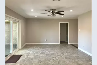 5470 Carew Street, Houston, TX 77096 - Photo 11