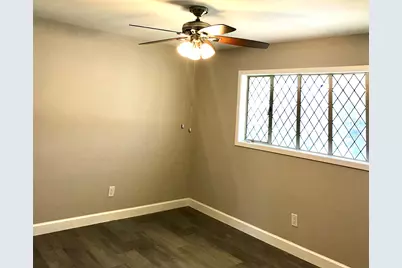 5470 Carew Street, Houston, TX 77096 - Photo 17