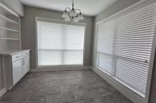 5470 Carew St, Houston, TX 77096 - Photo 9