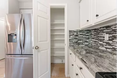 2347 W Settlers Way, The Woodlands, TX 77380 - Photo 9