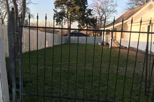 801 Gay Hill St, Brenham, TX 77833 - Photo 17