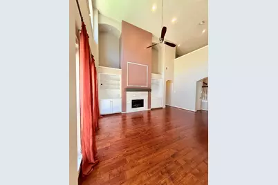 8406 Green Valley Drive, Sugar Land, TX 77479 - Photo 15