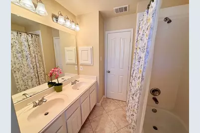 8406 Green Valley Drive, Sugar Land, TX 77479 - Photo 35