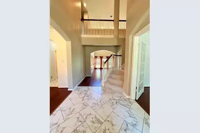 8406 Green Valley Drive, Sugar Land, TX 77479 - Photo 7