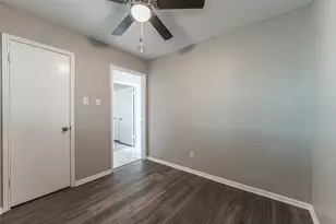 7015 Pine Vista Ln, Houston, TX 77092 - Photo 21