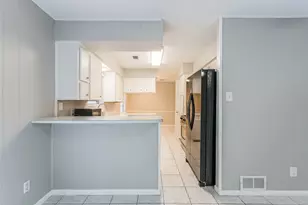 7015 Pine Vista Ln, Houston, TX 77092 - Photo 11
