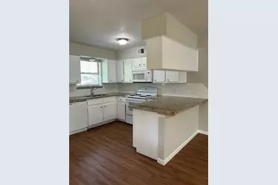 110 Laurie Lane Lane, Willis, TX 77378 - Photo 9