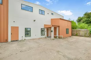 7103 Long Point Rd, Houston, TX 77055 - Photo 19