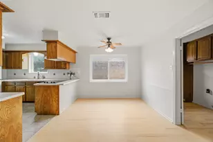 2705 Lufkin Ln, Deer Park, TX 77536 - Photo 7