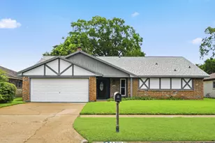 2705 Lufkin Ln, Deer Park, TX 77536 - Photo 1