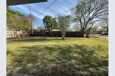5402 Flamingo Drive, Houston, TX 77033 - Photo 29