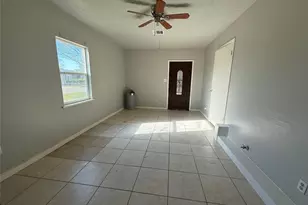 5402 Flamingo Dr, Houston, TX 77033 - Photo 13