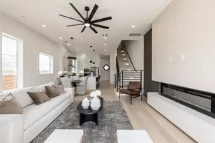 1122 E 27th St, Houston, TX 77009 - Photo 15