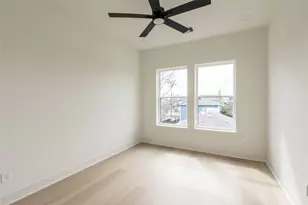 1122 E 27th St, Houston, TX 77009 - Photo 37
