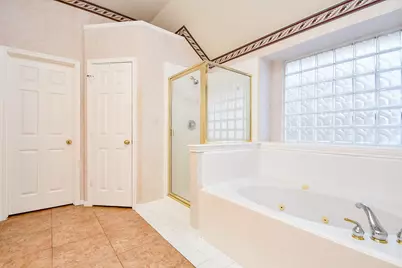 10018 Park Meadow, Houston, TX 77089 - Photo 21