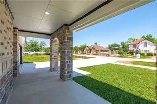 8310 Swiftwater Ln, Houston, TX 77075 - Photo 5