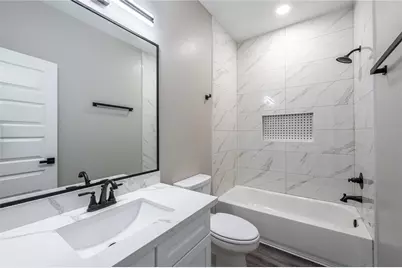 8310 Swiftwater Lane, Houston, TX 77075 - Photo 35