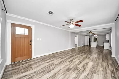 311 N Milby Street, Houston, TX 77003 - Photo 9