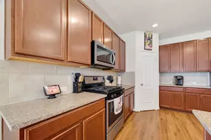 12727 Arcola Valley Ct, Houston, TX 77044 - Photo 9
