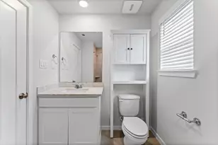 7 Hyacinth Blossom Ct, Tomball, TX 77375 - Photo 35