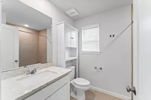 7 Hyacinth Blossom Ct, Tomball, TX 77375 - Photo 33