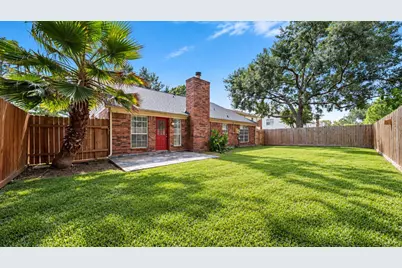 7035 Redwood Falls Drive, Pasadena, TX 77505 - Photo 19