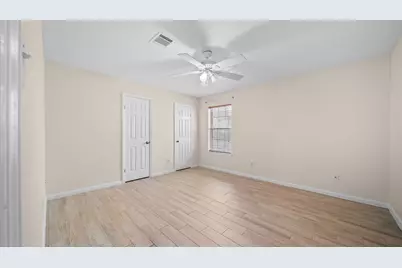7035 Redwood Falls Drive, Pasadena, TX 77505 - Photo 15