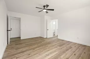 16114 Reseda Cir, Houston, TX 77062 - Photo 19