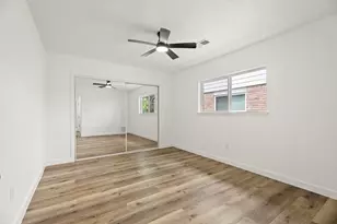 16114 Reseda Cir, Houston, TX 77062 - Photo 13