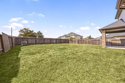 8010 Chantilly Manor, Fulshear, TX 77441 - Photo 25