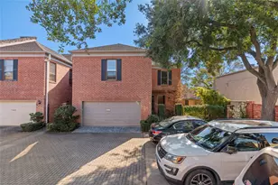 6732 Vanderbilt St, Houston, TX 77005 - Photo 1