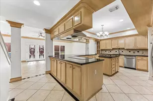 251 Malone St, Houston, TX 77007 - Photo 11