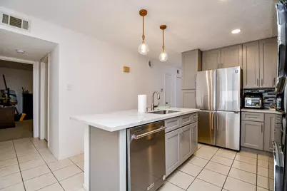 12633 Memorial Drive #114, Houston, TX 77024 - Photo 15