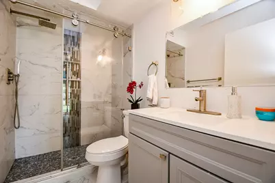 12633 Memorial Drive #114, Houston, TX 77024 - Photo 21