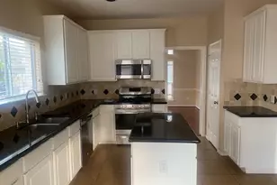 3110 Aspen Hollow Ln, Sugar Land, TX 77479 - Photo 11