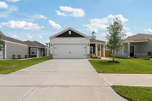 8207 Vanilla Orchid Dr, Houston, TX 77016 - Photo 1