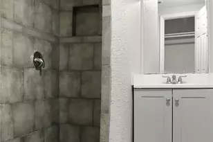 611 93rd St, Houston, TX 77012 - Photo 11