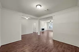 23 Heathstone Pl, The Woodlands, TX 77381 - Photo 5