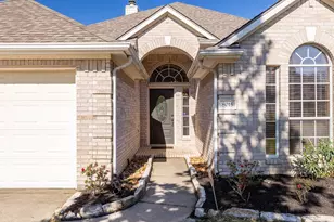 8015 Sports Haven Dr, Humble, TX 77346 - Photo 5