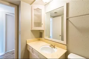 7621 Gleason Rd, Houston, TX 77016 - Photo 9