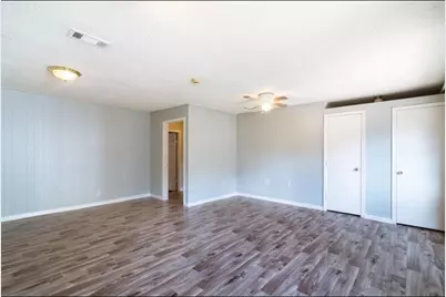 7621 Gleason Road, Houston, TX 77016 - Photo 3