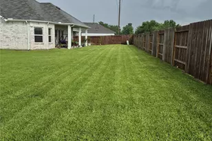 2002 Flatland Dr, Rosenberg, TX 77471 - Photo 9